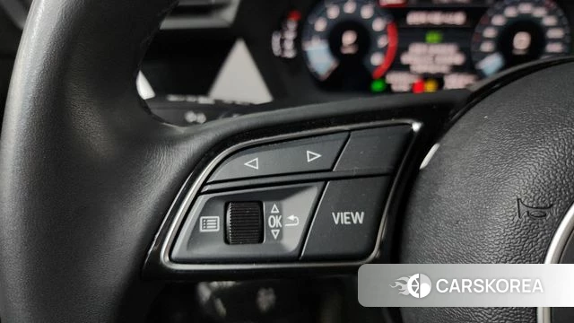 Audi A3 (8Y) 2023 Белый из Кореи, фото 6