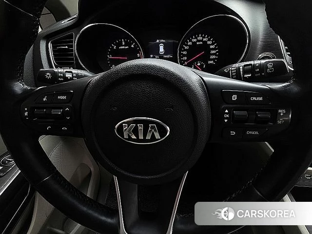 Kia The New Carnival 2018 Белый из Кореи, фото 6