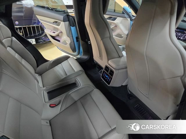 Porsche Taycan 2021 Небесно-голубой из Кореи, фото 6