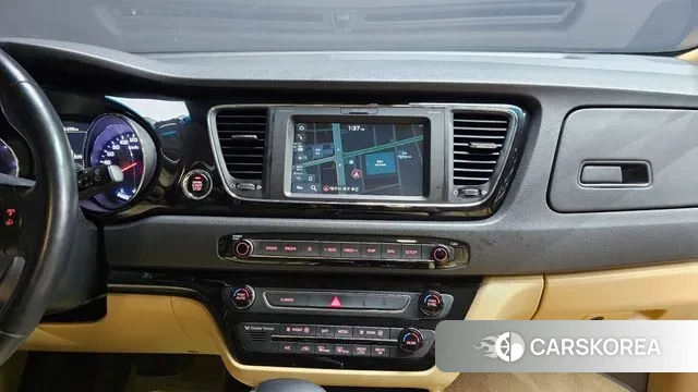 Kia The New Carnival 2019 Белый из Кореи, фото 6