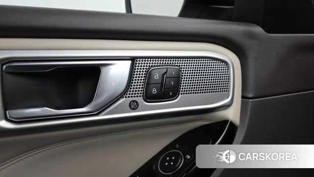 Ford Explorer 6th Generation id 3915538 из Кореи 7