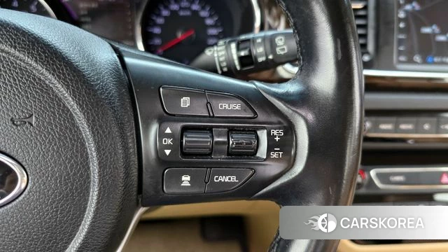 Kia The New Carnival id 4232935 из Кореи 7