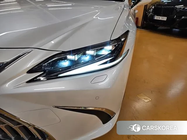 Lexus ES300h 7th generation id 3731924 из Кореи 7