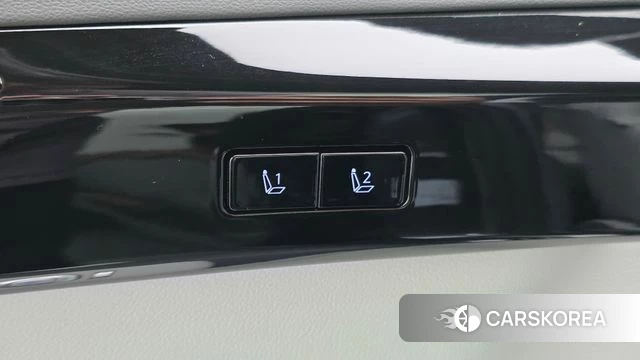 Hyundai Grandeur Hybrid (GN7) id 4940827 из Кореи 7
