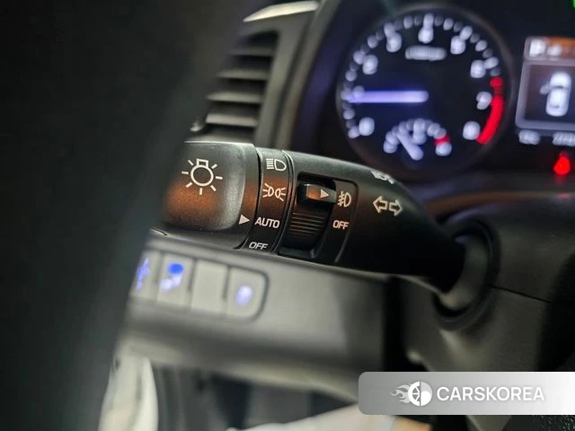 Hyundai Avante AD id 3889423 из Кореи 7