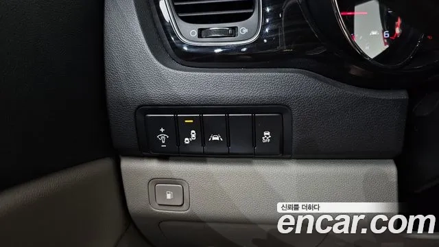 Kia The New Carnival id 2913033 из Кореи 7