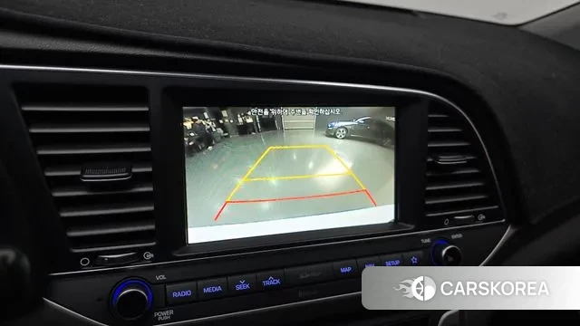 Hyundai Avante AD id 3631875 из Кореи 7