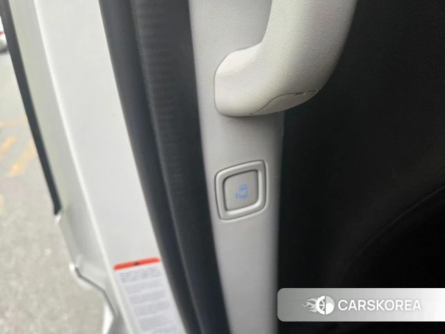 Hyundai Staria id 3935030 из Кореи 7