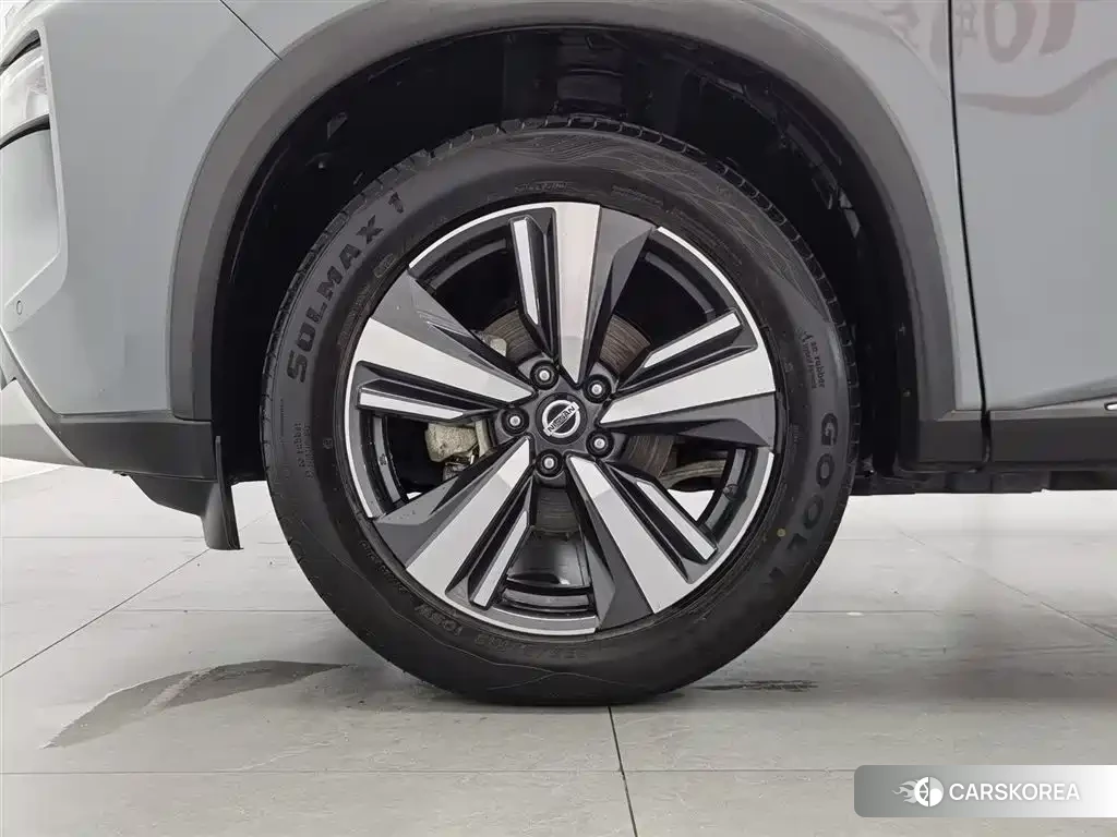 Nissan Qijun id 4629096 из Китая 7