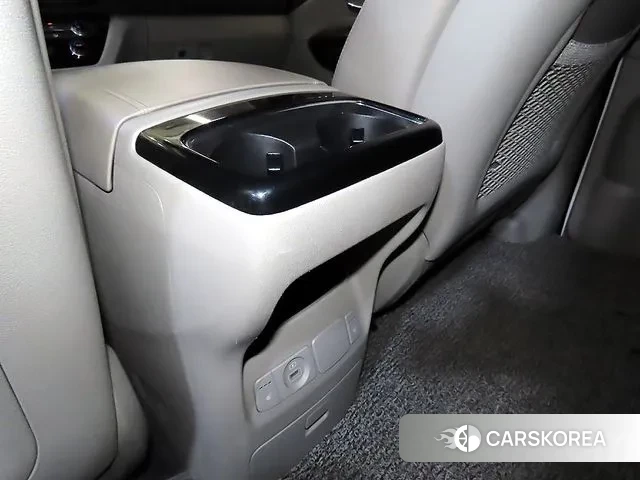 Kia The New Carnival id 3380643 из Кореи 7