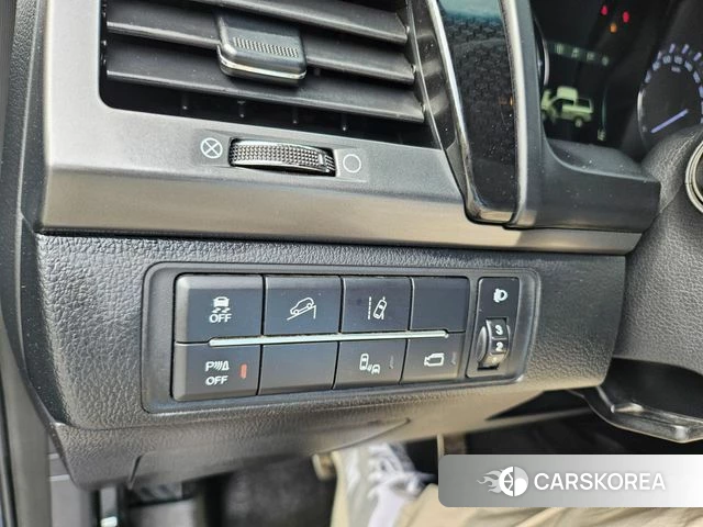 Ssangyong The New Rexton Sports Cannes id 4244626 из Кореи 7