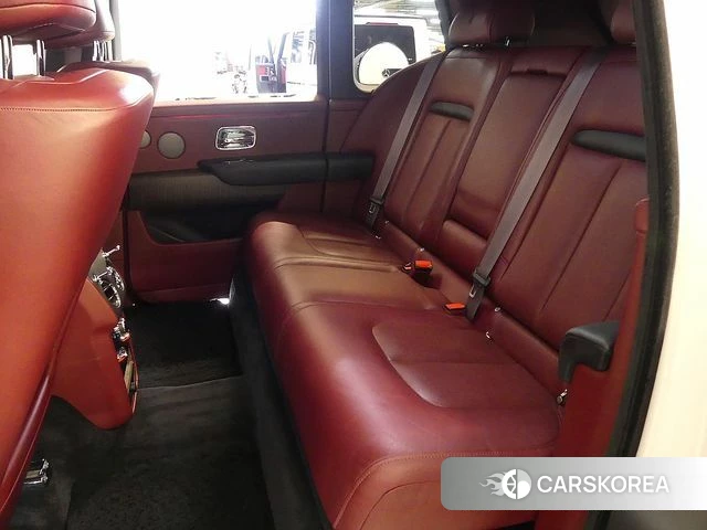 Rolls-Royce Cullinan id 4769621 из Кореи 7