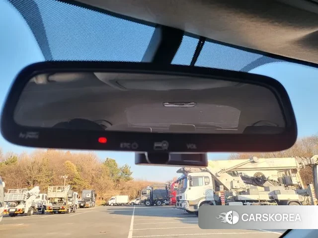 Kia Stonic id 3464897 из Кореи 7