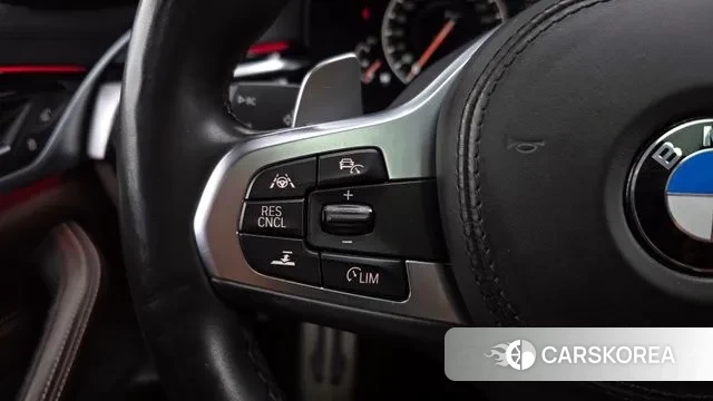 BMW 5 Series (G30) id 3612403 из Кореи 7