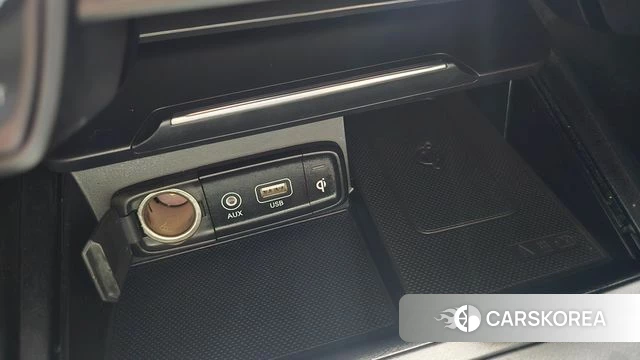Genesis G70 id 4600056 из Кореи 7