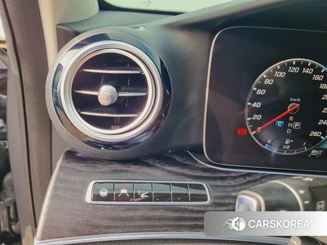 Mercedes-Benz E-Class W213 id 3187846 из Кореи 7