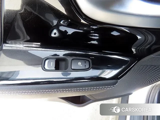 Kia Niro EV id 3373771 из Кореи 7