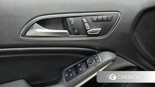 Mercedes-Benz A-Class W176 id 4751420 из Кореи 7