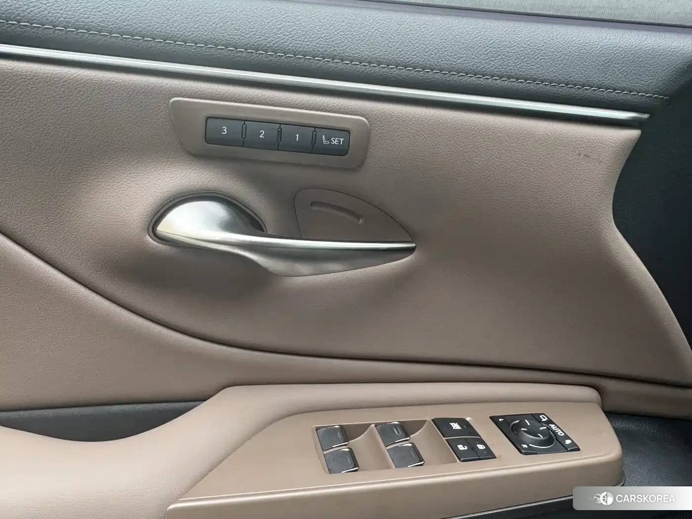 Lexus ES id 4577500 из Китая 7