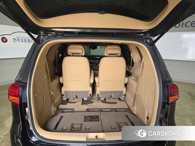 Kia The New Carnival id 3013912 из Кореи 7