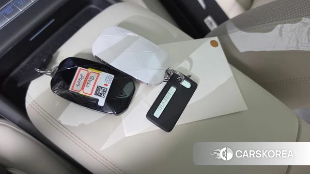 Genesis GV60 id 4700633 из Кореи 7