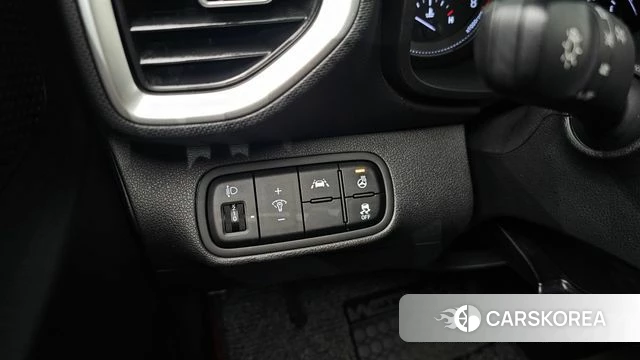 Hyundai Venue id 3872059 из Кореи 7