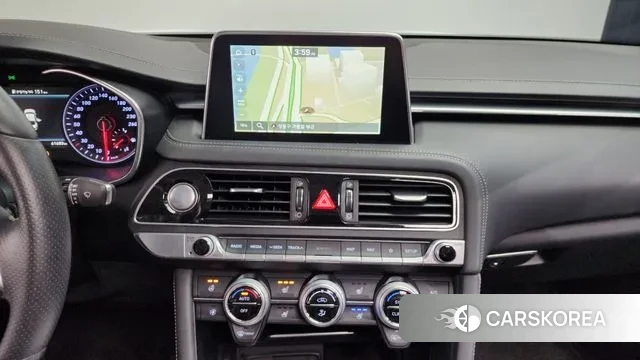 Genesis G70 id 3552495 из Кореи 7