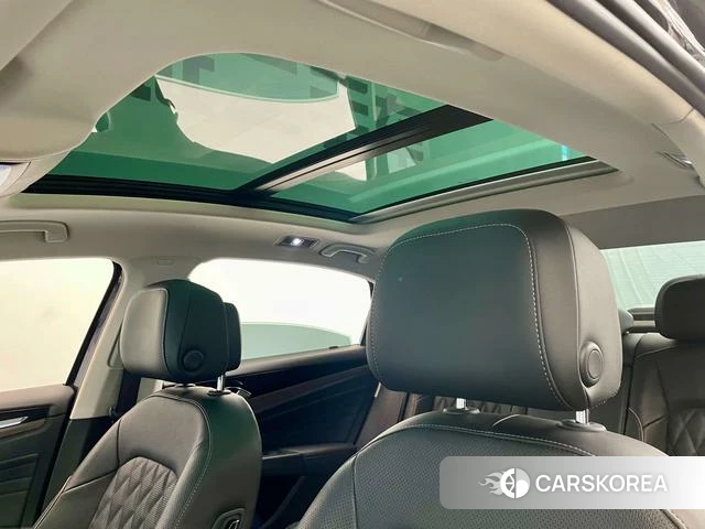 Volkswagen Passat id 4253872 из Китая 7