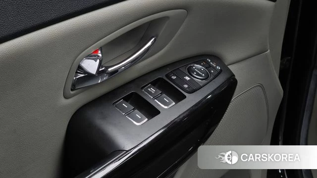Kia The New Carnival id 4633218 из Кореи 7
