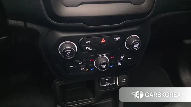 Jeep Renegade id 3691806 из Кореи 7