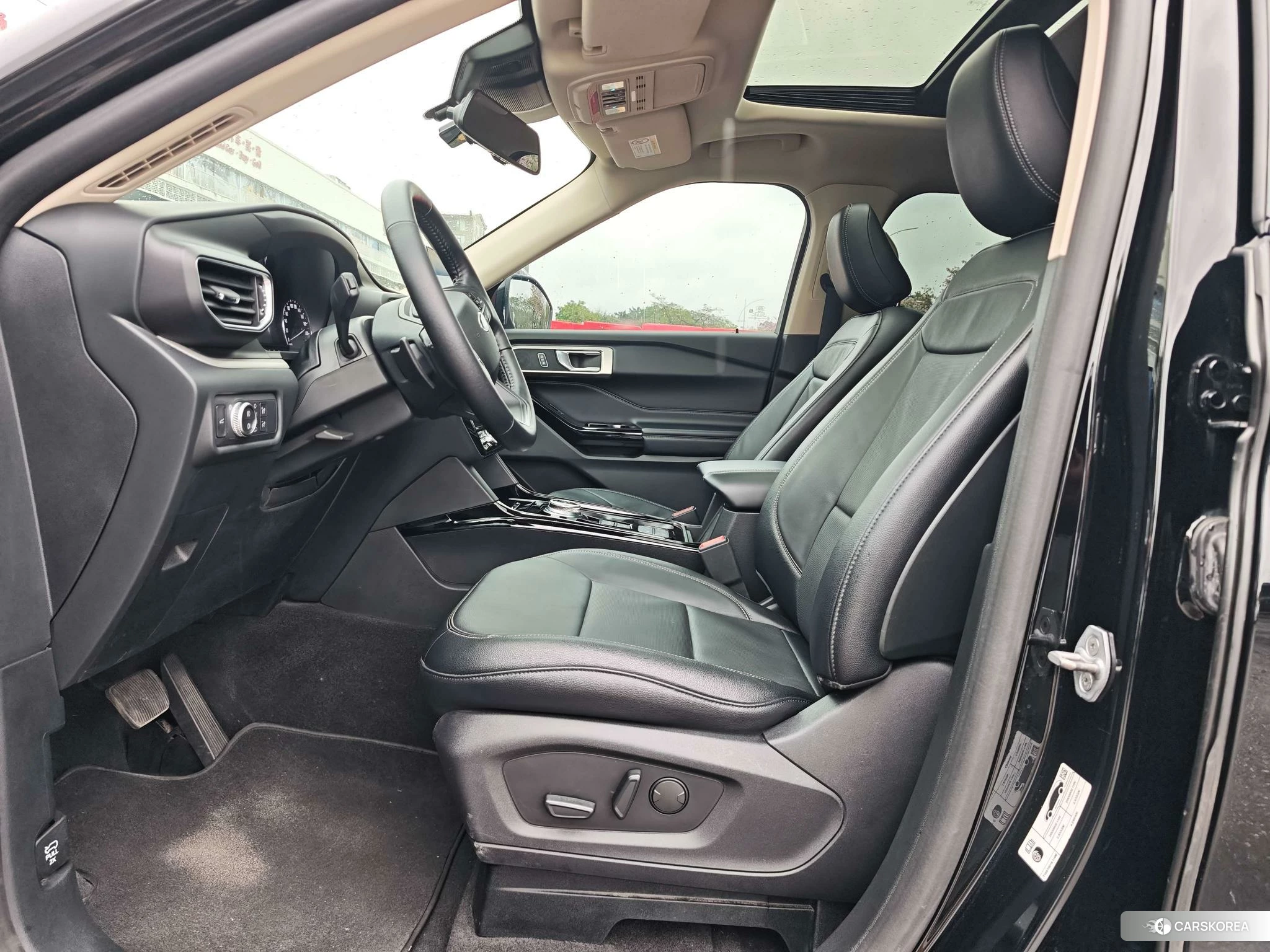 Ford Explorer id 4419085 из Китая 7