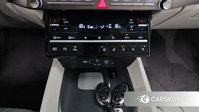 Hyundai Grandeur (GN7) id 3236940 из Кореи 7