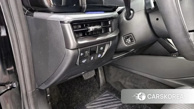 Hyundai Grandeur Hybrid (GN7) id 3452656 из Кореи 7