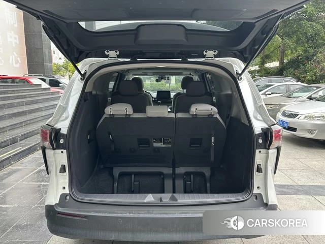 Toyota Saina id 4335333 из Китая 7