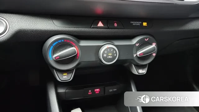 Kia Stonic id 3024428 из Кореи 7