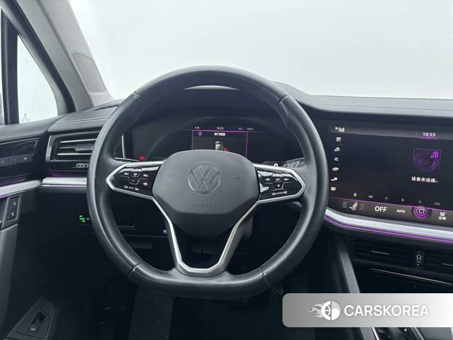 Volkswagen Touareg id 4297593 из Китая 7