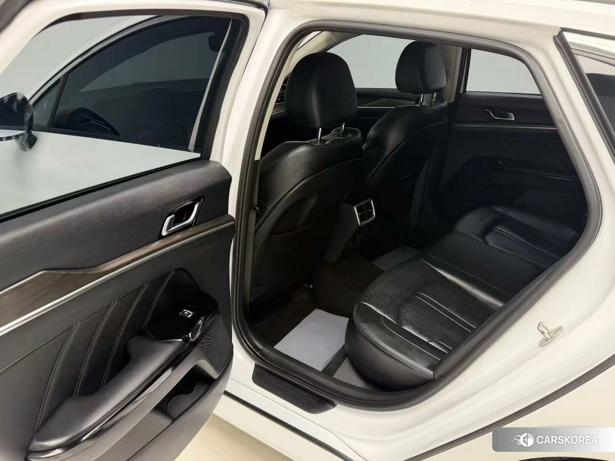 Kia K5 id 4405772 из Китая 7