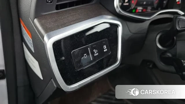 Audi A7 (4K) id 3328017 из Кореи 7