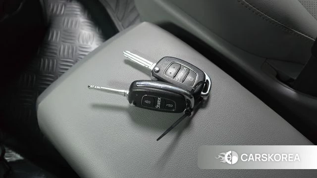 Hyundai The New Grand Starex id 4520793 из Кореи 7