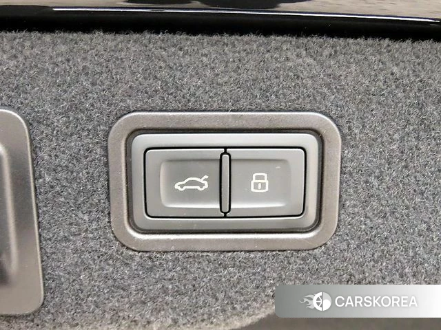 Audi A8 (D5) id 4682588 из Кореи 7