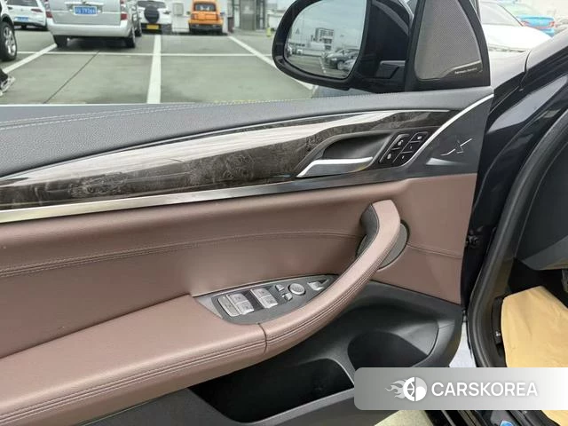 BMW X3 id 4240018 из Китая 7
