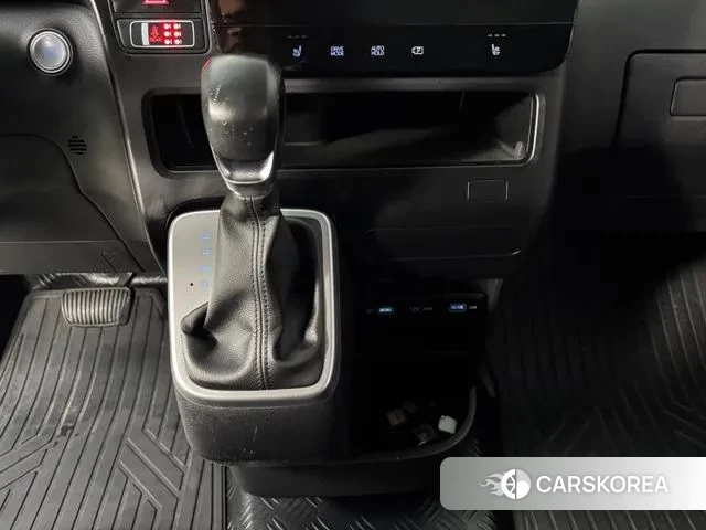 Hyundai Staria id 3028138 из Кореи 7