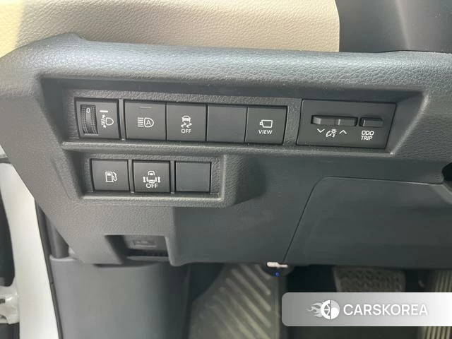 Toyota Saina id 4258042 из Китая 7