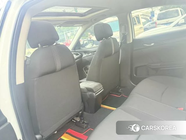 Honda Civic id 4274106 из Китая 7