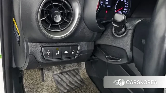 Kia Come New K3 id 3583541 из Кореи 7