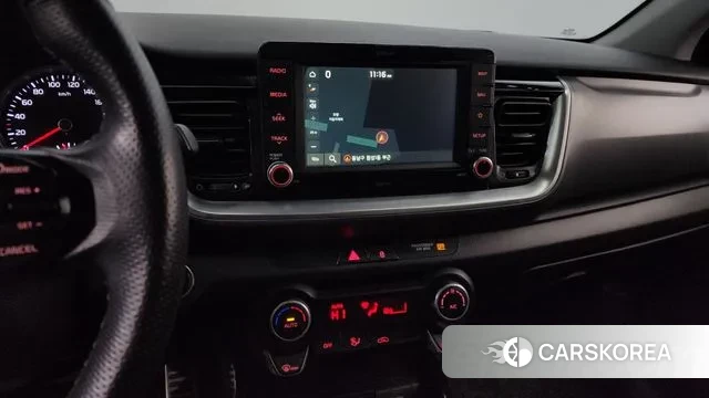 Kia Stonic id 3631813 из Кореи 7