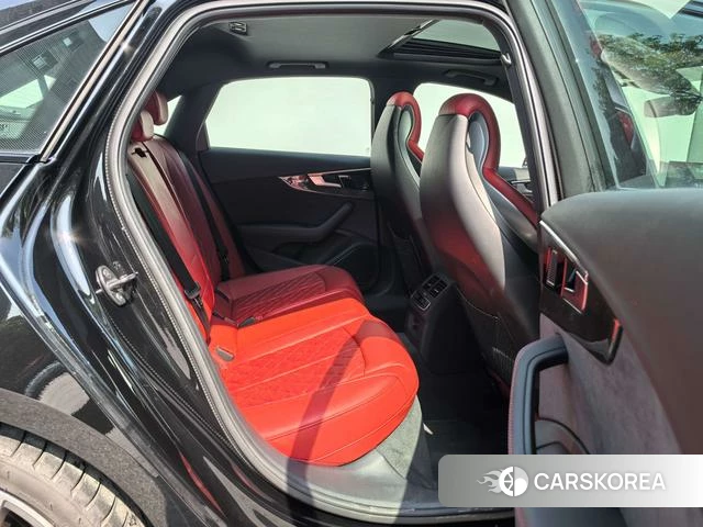 Audi S4 id 4306992 из Китая 7
