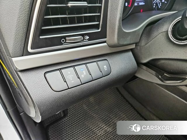 Hyundai Avante AD id 3801811 из Кореи 7