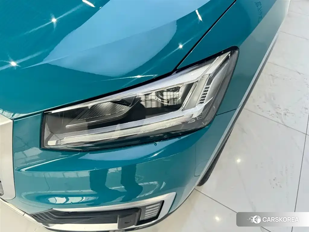 Audi Q2L id 4547438 из Китая 7