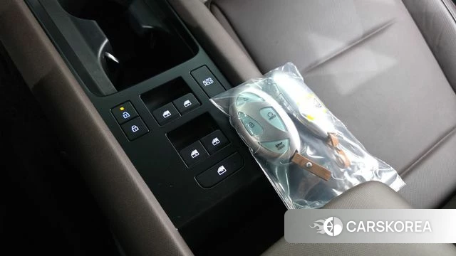 Hyundai Ionic 6 id 4469426 из Кореи 7